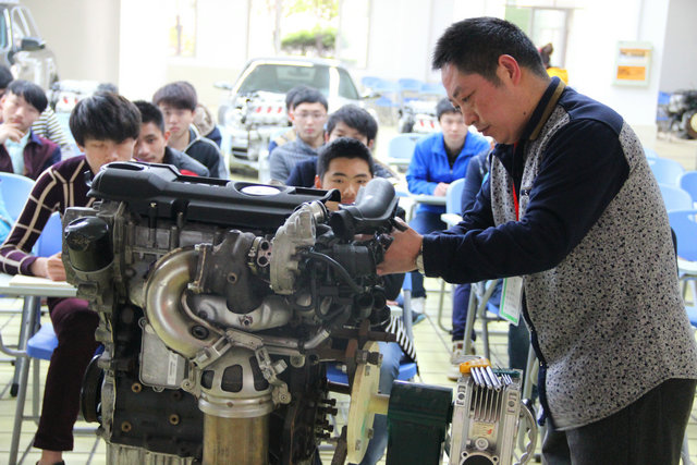 上海博世汽修学校教师技能大赛教师风采集锦二